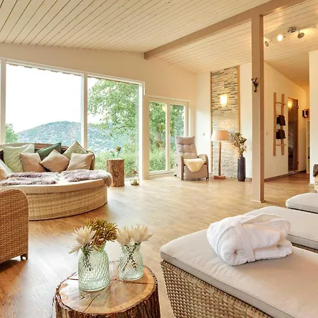 Hardthoehe - Bauern- & Reiterhof Nyaraló *